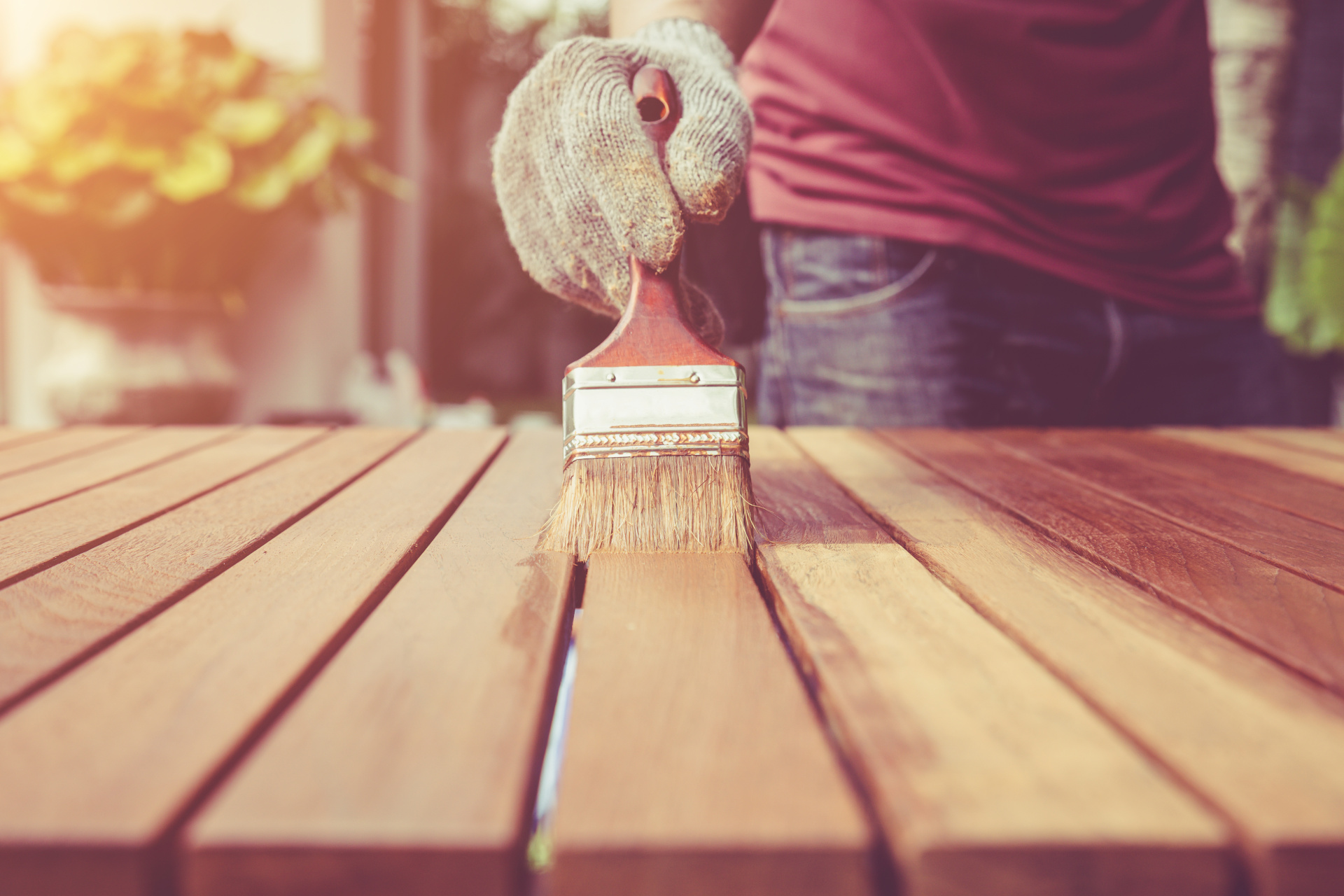 Cleaning wood decks: These tips will help!