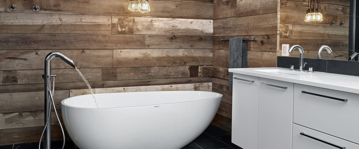 How to decorate your bathroom?